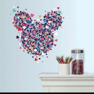MINNIE MOUSE GIANT WALL DECAL - 💕 HEART CONFETTI